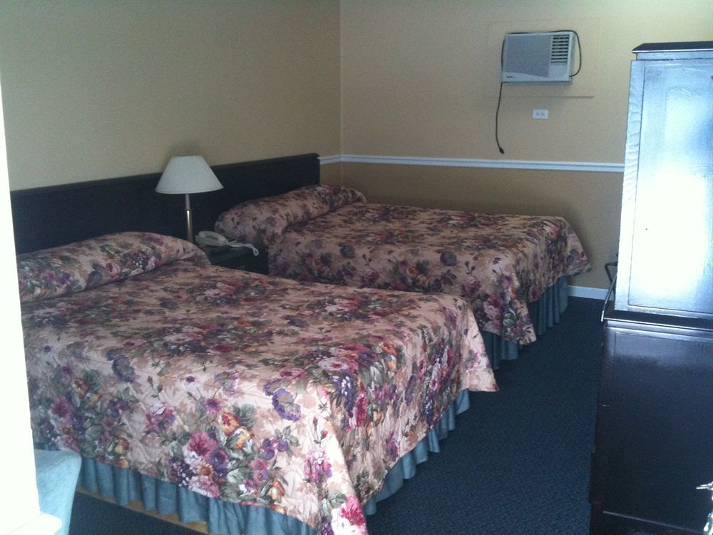 Motel Montreal Notre-Dame-de-l'Ile-Perrot Eksteriør bilde